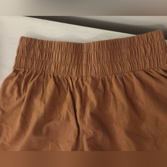 Spiritual Gangster Athletic Shorts With Pockets in A Rust Color - Picture 6 of 9